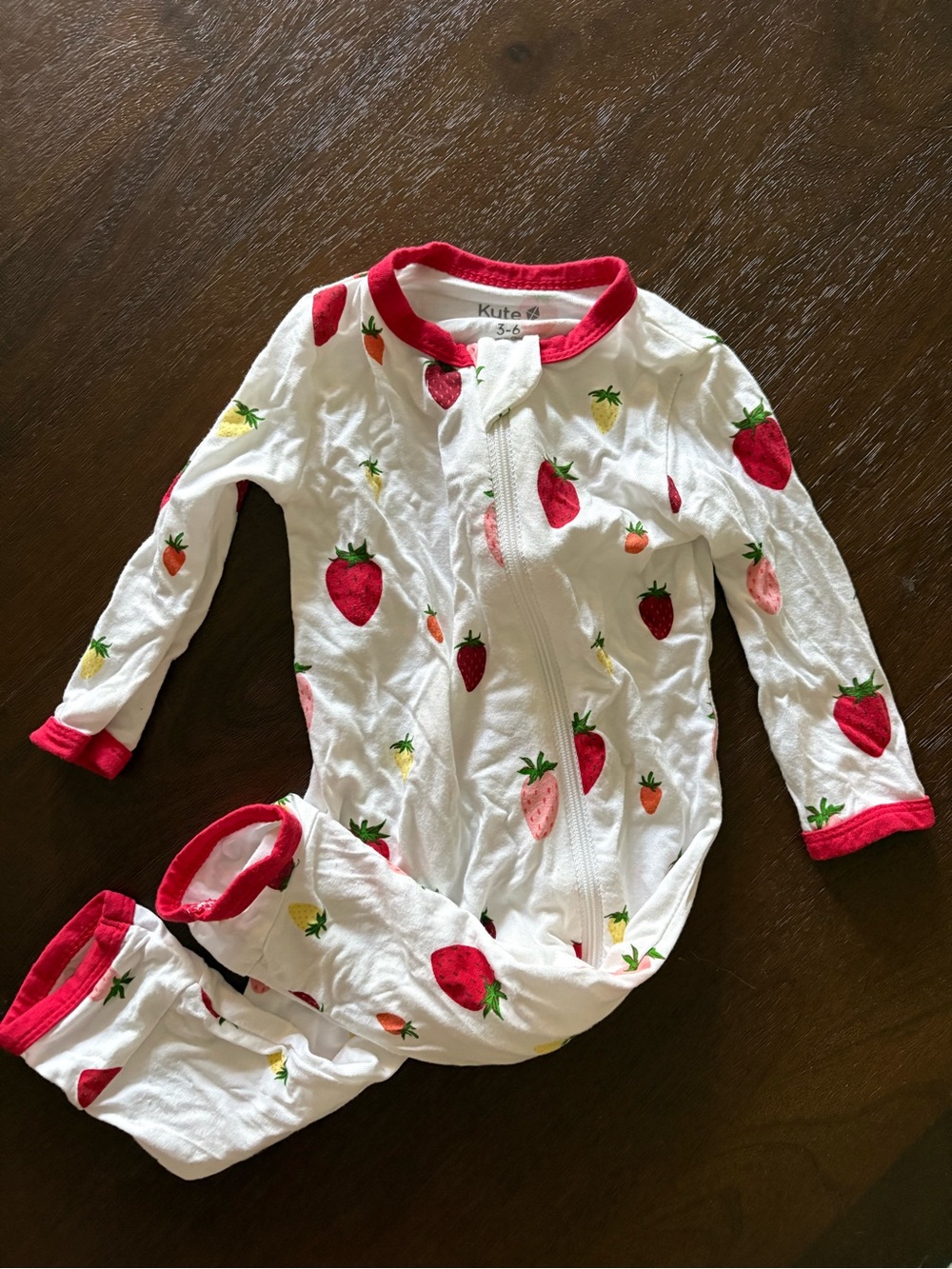 Kyte Baby Strawberry Zip-Front Footless Romper - White & Red